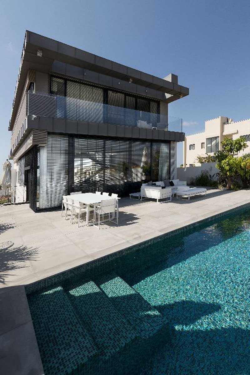 בית פרטי עם בריכה
